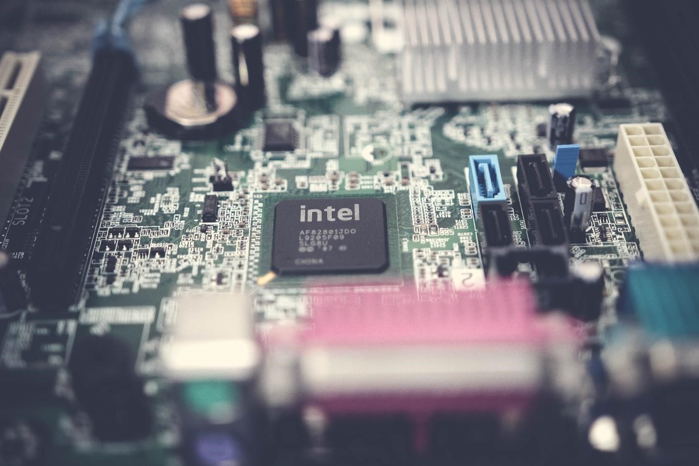 Intel CEO’s ‘Going to War’ Speech